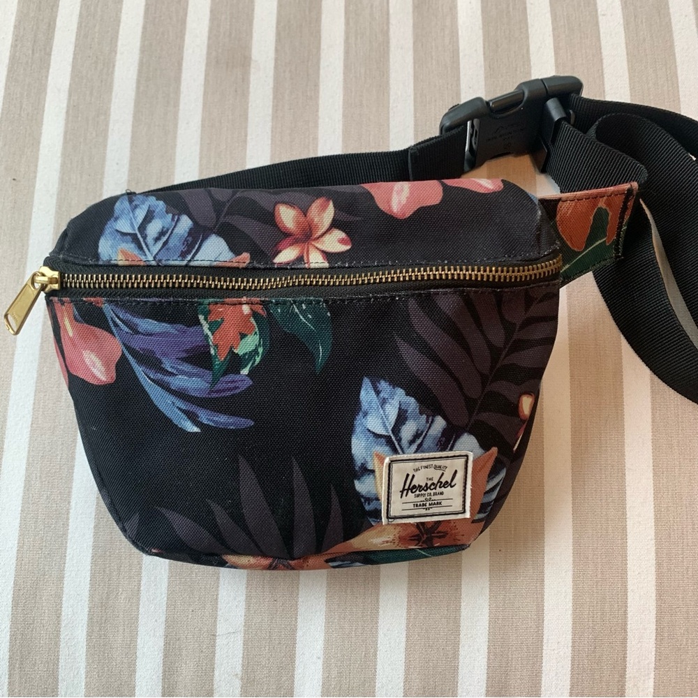 Herschel Floral Print Hip Pack